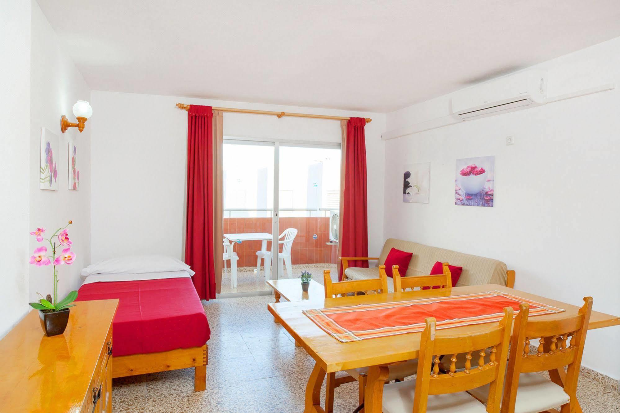 Apartamentos Puet San Antonio  Luaran gambar